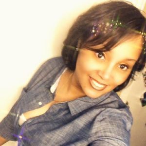 Meet your Posher, Angela